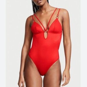 New! Victoria’s Secret strappy ring red one piece swimsuit red nwot 27637